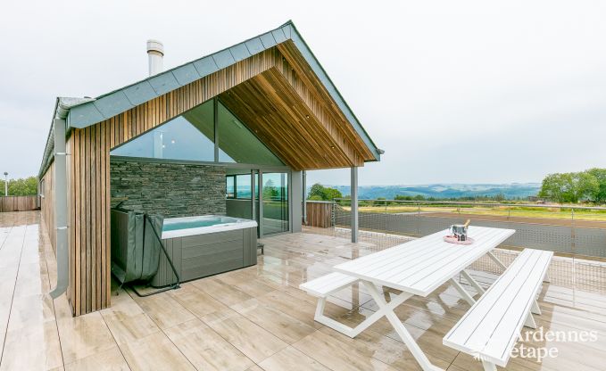 Sumptuous villa for 14 people with indoor pool in La Roche-en-Ardenne
