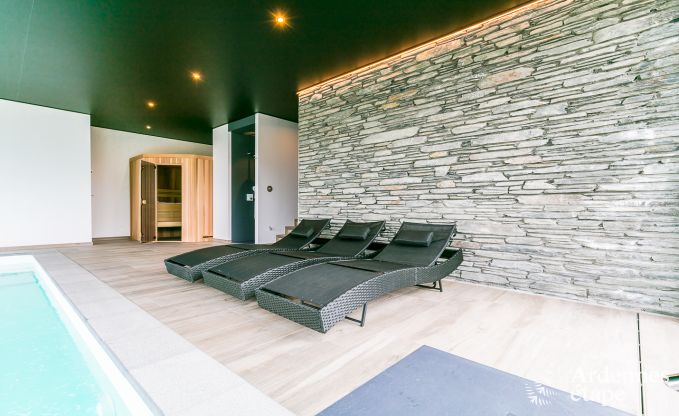 Luxury villa in La Roche en Ardenne for 14 persons in the Ardennes