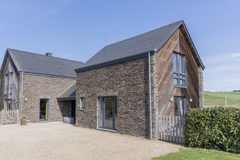 3-star holiday house with terrace for 4 persons near La-Roche-en-Ardenne