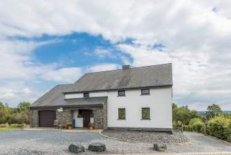 Cosy tranquil holiday cottage with 4.5-star comfort to rent in La Roche