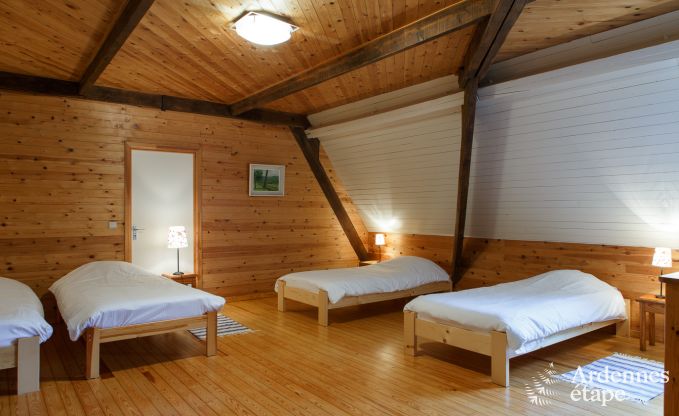 Elegant castle outbuilding in Libin for 14 persons in the Ardennes