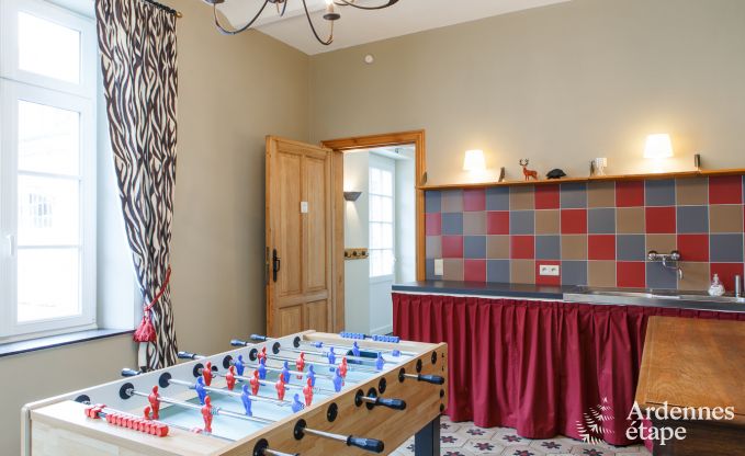 Elegant castle outbuilding in Libin for 14 persons in the Ardennes