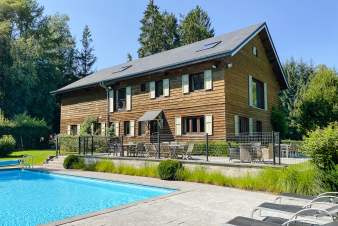 Luxury holiday home with wellness space for 27 persons in Libin