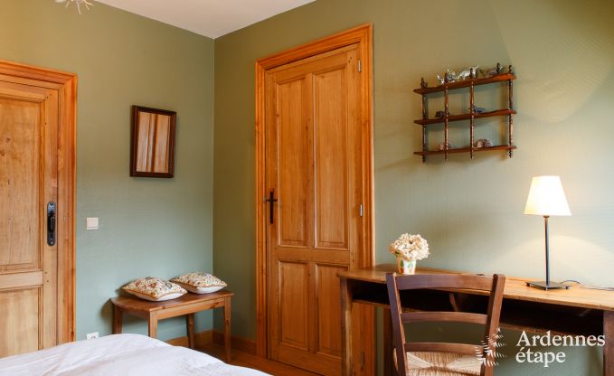 Elegant castle outbuilding in Libin for 14 persons in the Ardennes