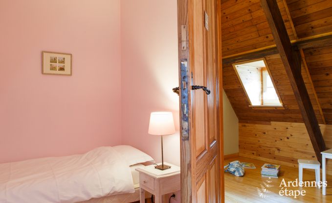 Elegant castle outbuilding in Libin for 14 persons in the Ardennes