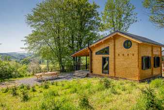 Charming chalet for 2 people in the Ardennes, Lierneux