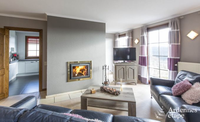 Holiday cottage with sauna, jacuzzi, games and beautiful views over the hills of Malmedy for 6/8 persons in the Ardennes