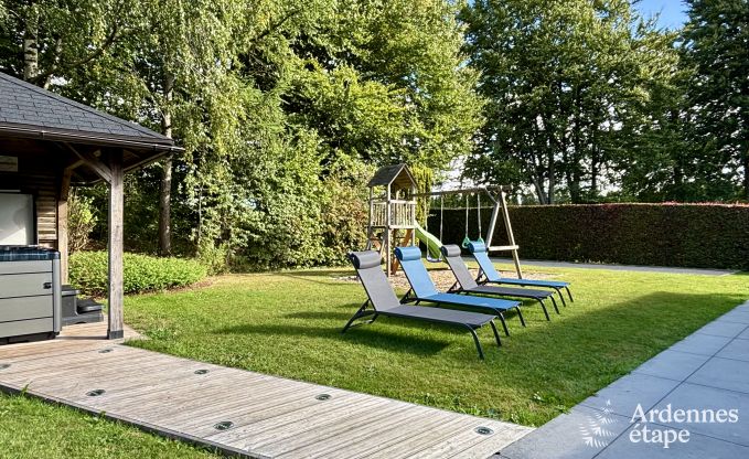 Holiday cottage with sauna, jacuzzi, games and beautiful views over the hills of Malmedy for 6/8 persons in the Ardennes