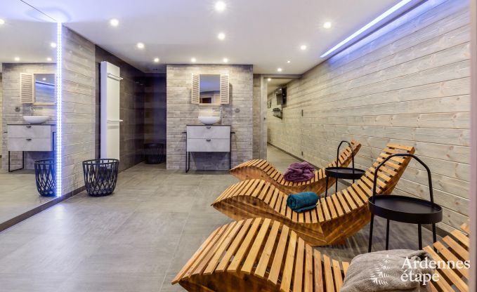 Holiday cottage with sauna, jacuzzi, games and beautiful views over the hills of Malmedy for 6/8 persons in the Ardennes