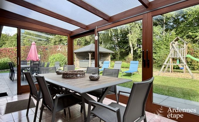 Holiday cottage with sauna, jacuzzi, games and beautiful views over the hills of Malmedy for 6/8 persons in the Ardennes