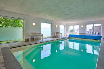 Group accommodation with high-class comfort for 13 pers. in Malmedy