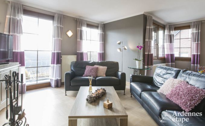 Holiday cottage with sauna, jacuzzi, games and beautiful views over the hills of Malmedy for 6/8 persons in the Ardennes