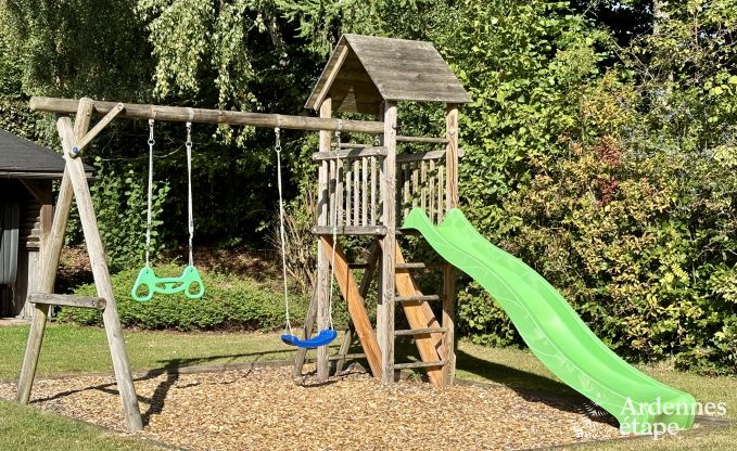 Holiday cottage with sauna, jacuzzi, games and beautiful views over the hills of Malmedy for 6/8 persons in the Ardennes