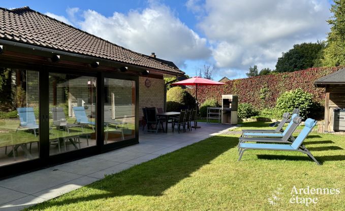 Holiday cottage with sauna, jacuzzi, games and beautiful views over the hills of Malmedy for 6/8 persons in the Ardennes