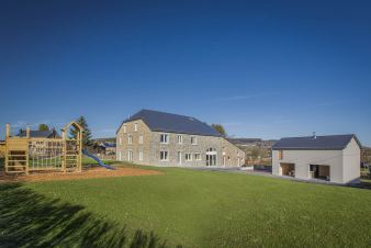 Holiday home for 20 guests in Manhay; perfect for families