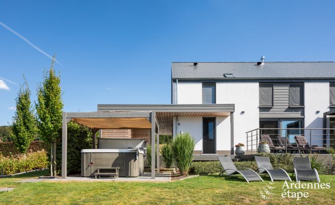 Holiday cottage in Manhay for 10 persons in the Ardennes