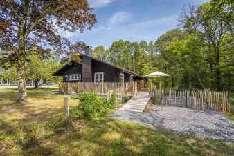 Chalet for 4 people to rent in the woods, in the Ardennes
