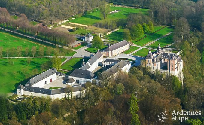 Castle in Modave for 46 persons in the Ardennes