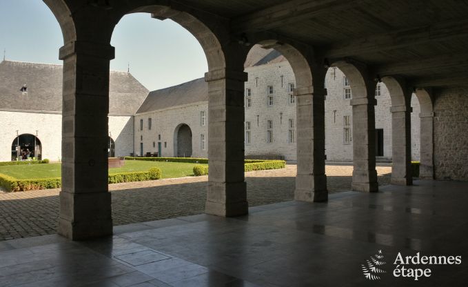Castle in Modave for 46 persons in the Ardennes