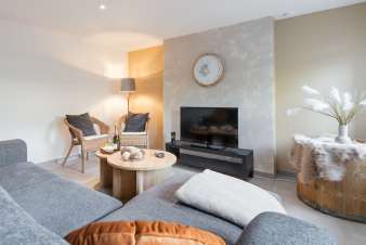 Cozy holiday home in Modave in the Ardennes for 5 people: comfortable and close to tourist sites.