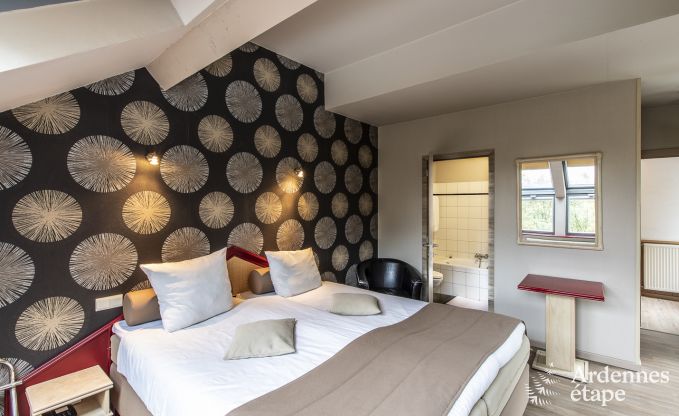 Getaway in the heart of nature in the Ardennes : spacious villa in Houffalize (Nadrin) for 18 people with numerous amenities and services, pets welcome