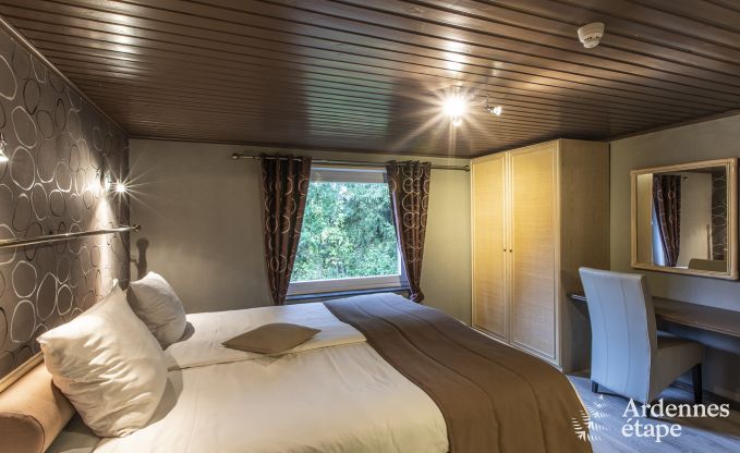 Getaway in the heart of nature in the Ardennes : spacious villa in Houffalize (Nadrin) for 18 people with numerous amenities and services, pets welcome