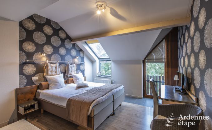 Getaway in the heart of nature in the Ardennes : spacious villa in Houffalize (Nadrin) for 18 people with numerous amenities and services, pets welcome