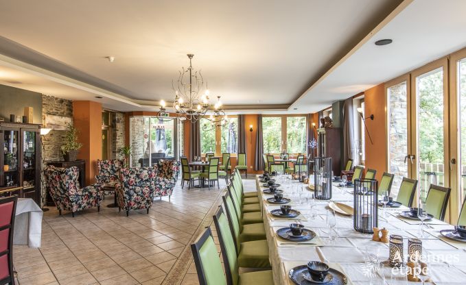 Getaway in the heart of nature in the Ardennes : spacious villa in Houffalize (Nadrin) for 18 people with numerous amenities and services, pets welcome