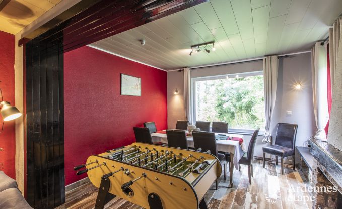 Getaway in the heart of nature in the Ardennes : spacious villa in Houffalize (Nadrin) for 18 people with numerous amenities and services, pets welcome