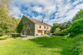 Holiday home in Nassogne for 15 people in the Ardennes