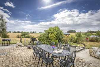 Holiday house for 9 p. to rent in the Ardennes nr Neufchteau