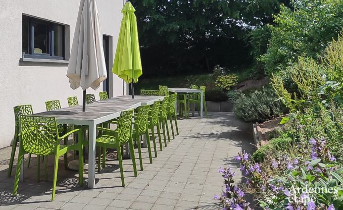 Comfortable holiday home in Neufchateau, ideal for 15 people, with hot tub, sauna and play facilities