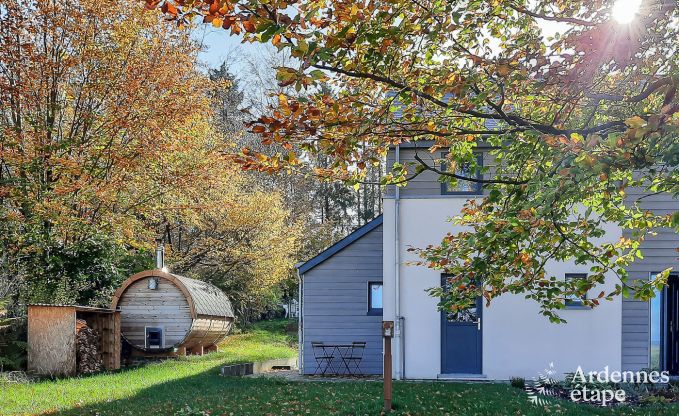 Comfortable holiday home in Neufchateau, ideal for 15 people, with hot tub, sauna and play facilities