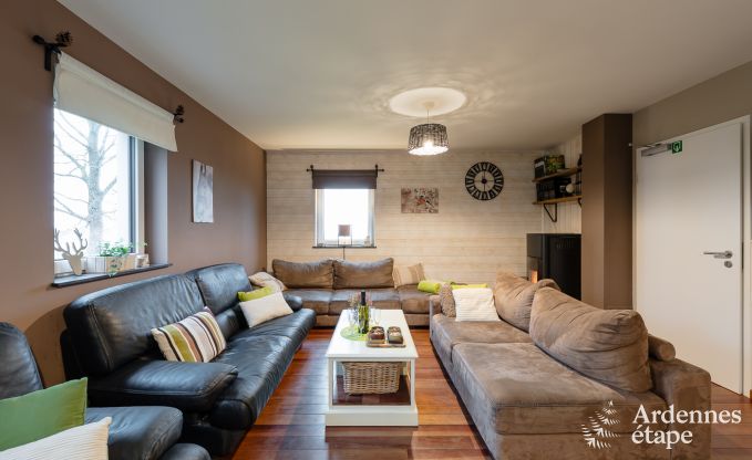 Comfortable holiday home in Neufchateau, ideal for 15 people, with hot tub, sauna and play facilities