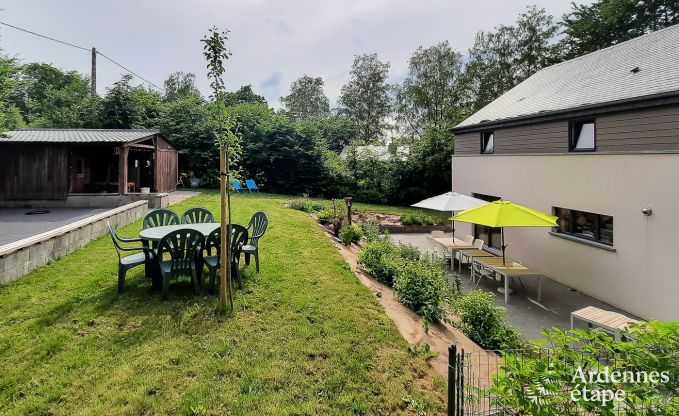 Comfortable holiday home in Neufchateau, ideal for 15 people, with hot tub, sauna and play facilities