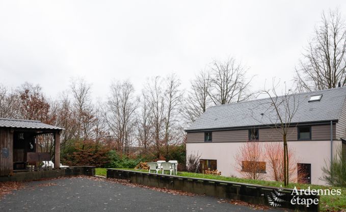 Comfortable holiday home in Neufchateau, ideal for 15 people, with hot tub, sauna and play facilities