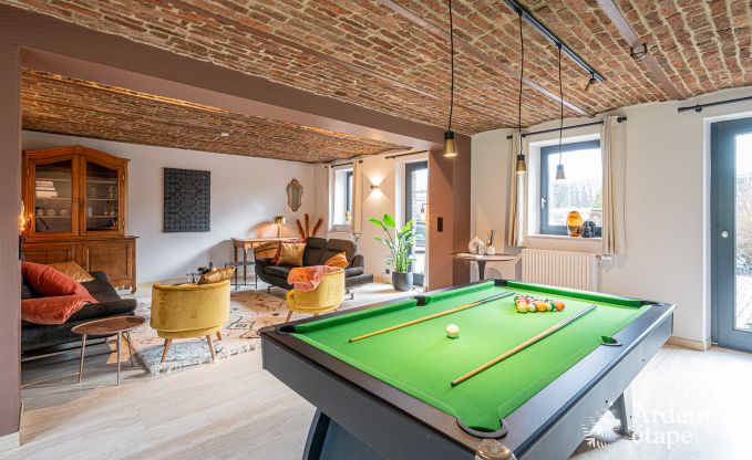 Holiday villa in Ohey: luxury accommodation for 10 people with sauna, jacuzzi and private garden