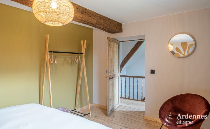 Holiday villa in Ohey: luxury accommodation for 10 people with sauna, jacuzzi and private garden