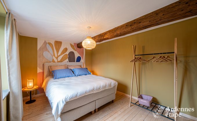 Holiday villa in Ohey: luxury accommodation for 10 people with sauna, jacuzzi and private garden