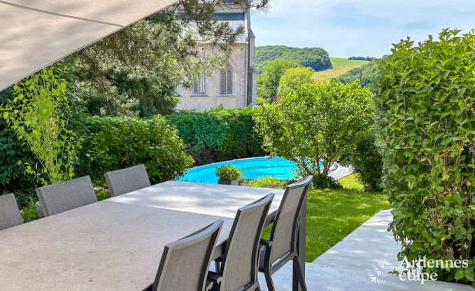 Wonderful holiday home in Onhaye with swimming pool, jacuzzi, sauna and games rooms for 14 people near Dinant