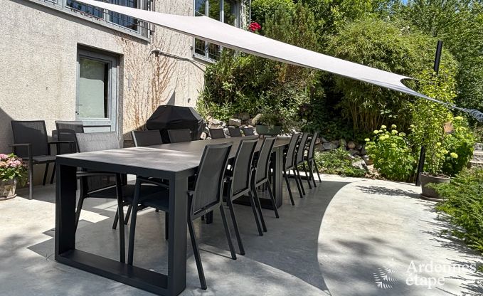 Wonderful holiday home in Onhaye with swimming pool, jacuzzi, sauna and games rooms for 14 people near Dinant