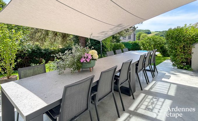 Wonderful holiday home in Onhaye with swimming pool, jacuzzi, sauna and games rooms for 14 people near Dinant