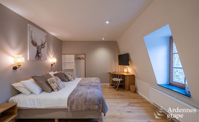 Luxury castle for 30 people in Ouffet with 14 bedrooms, 12 bathrooms, indoor pool, sauna and private garden