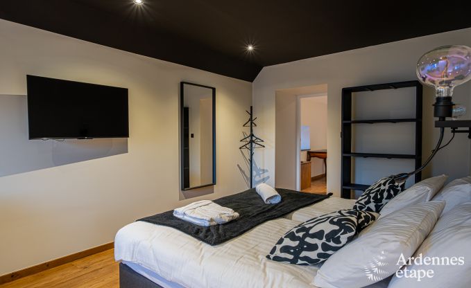 Luxury castle for 30 people in Ouffet with 14 bedrooms, 12 bathrooms, indoor pool, sauna and private garden