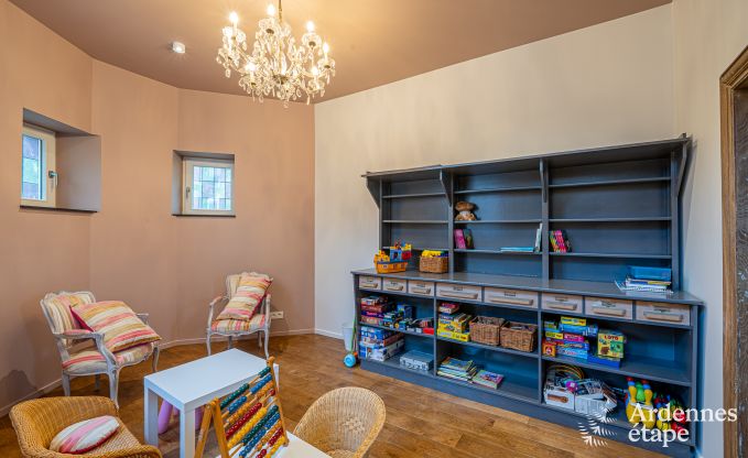 Luxury castle for 30 people in Ouffet with 14 bedrooms, 12 bathrooms, indoor pool, sauna and private garden