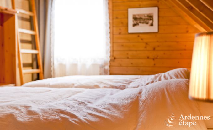 Spacious chalet in Ovifat, Ardennes, 16 people, 8 bedrooms, 3 bathrooms, sauna, billiards, garden with private terrace