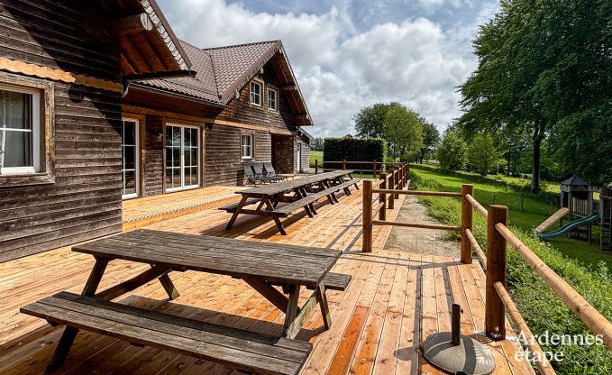 Spacious chalet in Ovifat, Ardennes, 16 people, 8 bedrooms, 3 bathrooms, sauna, billiards, garden with private terrace