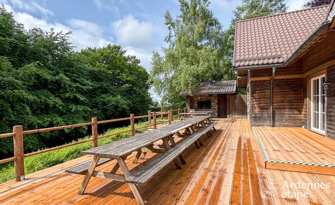 Spacious chalet in Ovifat, Ardennes, 16 people, 8 bedrooms, 3 bathrooms, sauna, billiards, garden with private terrace