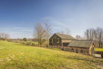 Holiday home with a sauna for 15 guests in Ovifat