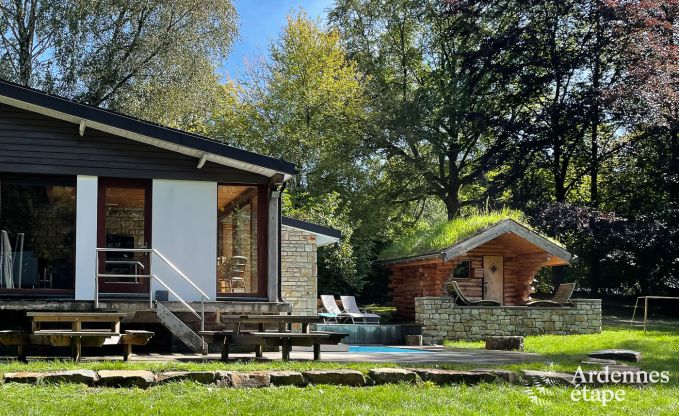 Luxury villa in Ovifa for 14 people with numerous wellness and relaxation facilities.